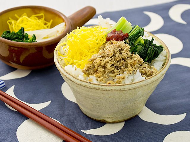 ビビンバ風 焼き塩さば丼