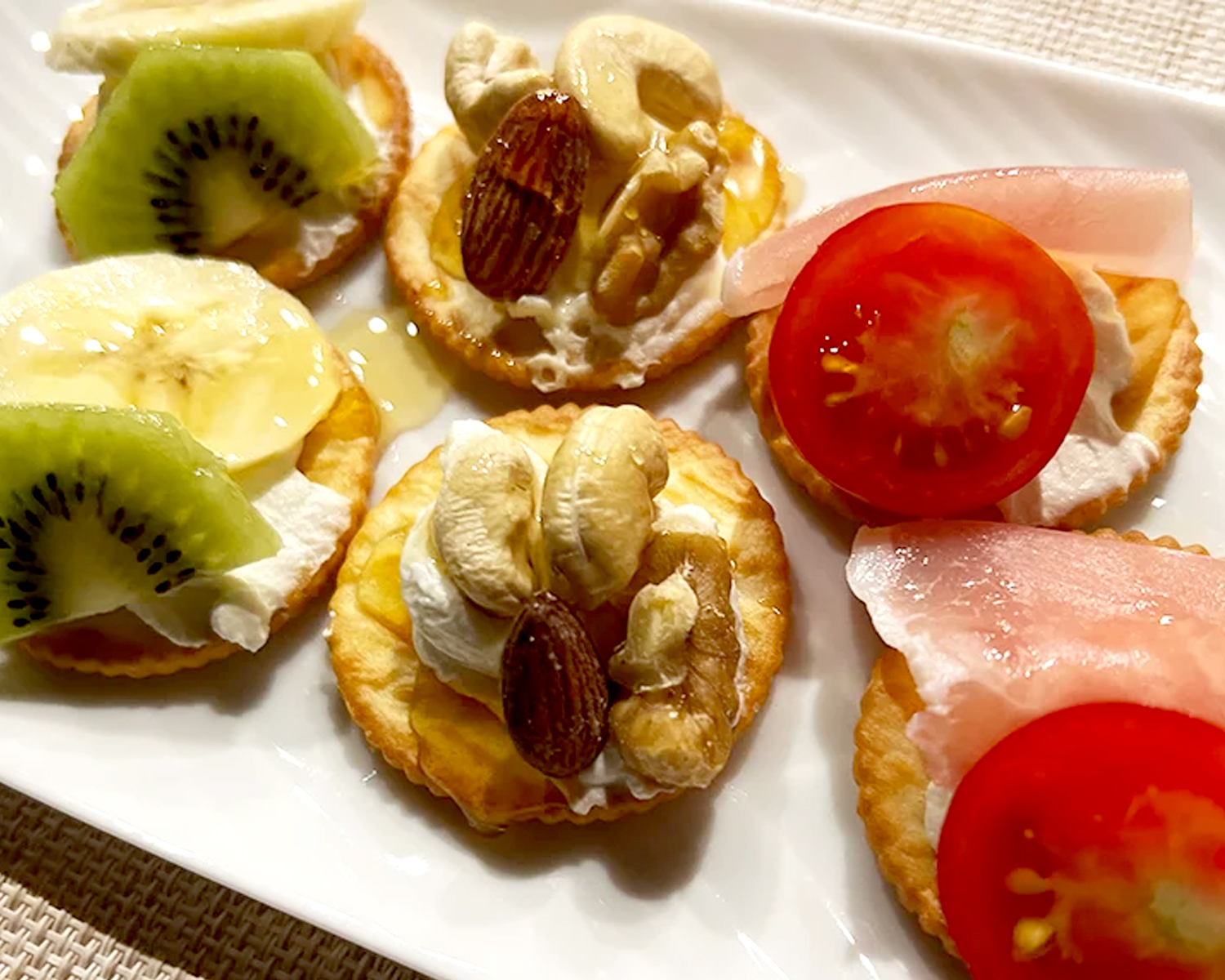 ミックスナッツ（食塩・植物油不使用）| 株式会社カネタ・ツーワン